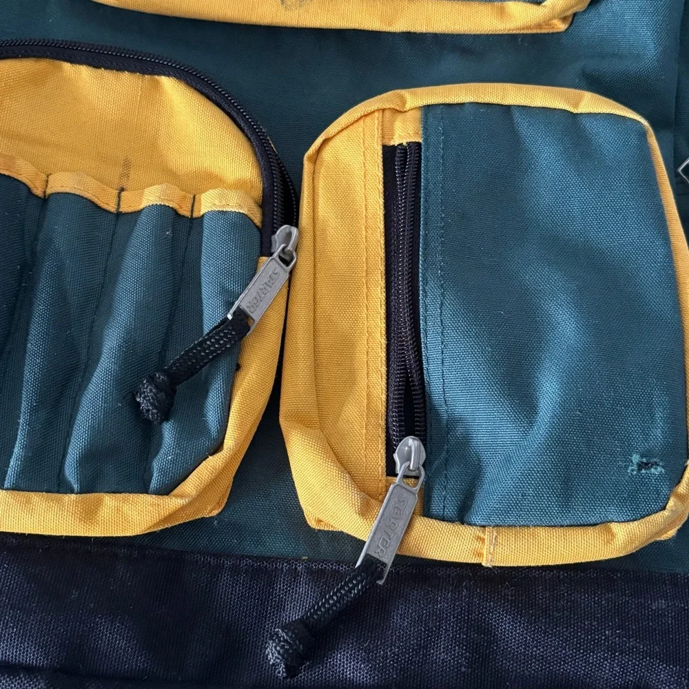 Vintage STARTER Men's Backpack in Green and Yellow